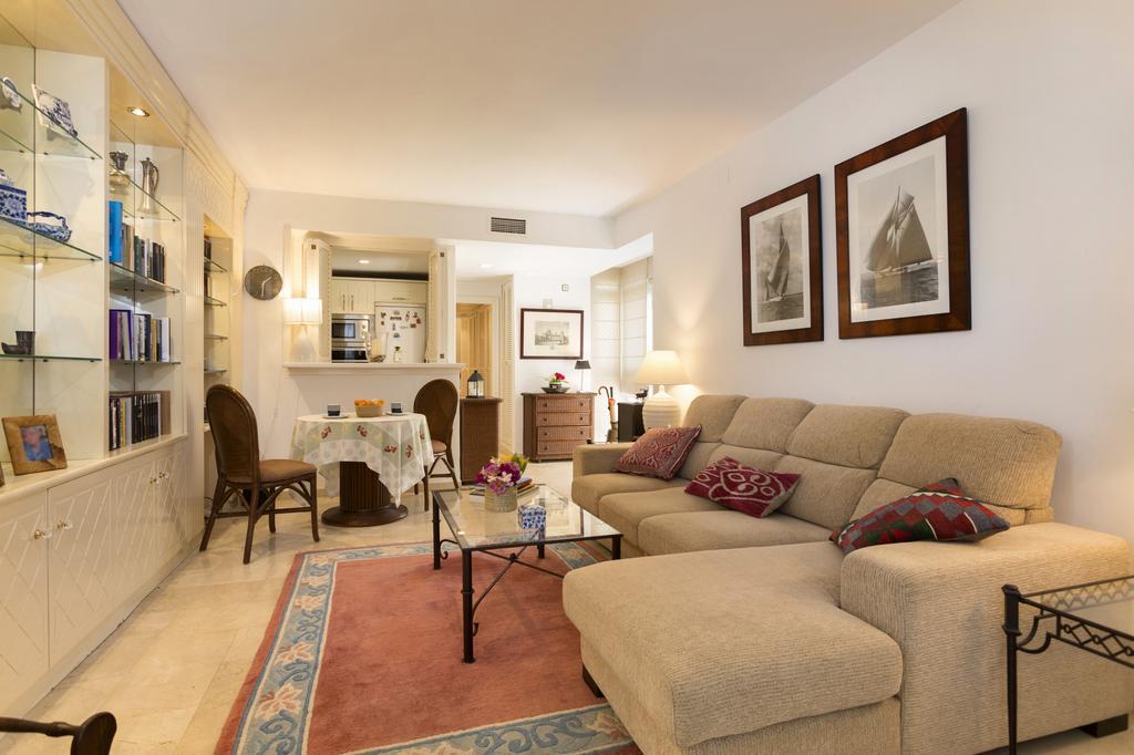 Apartment Urb. Alhambra Del Mar, Marbella